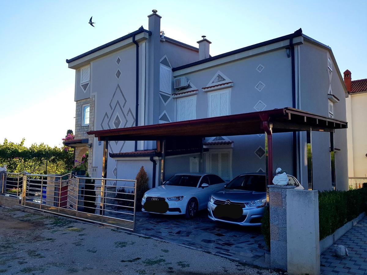 Apartments Petar & Anka Biograd Na Moru Eksteriør bilde